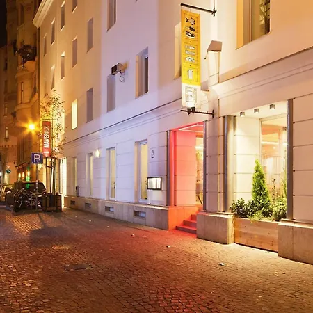 Z32 - & Chic - Stylish By Bqa Apartament Budapeszt