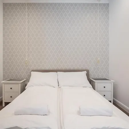 Z32 - & Chic - Stylish By Bqa Apartment