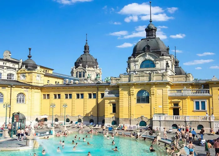 Z32 - & Chic - Stylish By Bqa * בודפשט